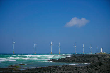 Wind turbine on the sea
