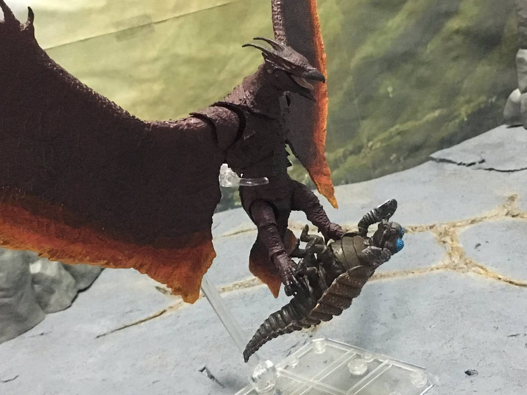 SHMA Rodan 2019 Custom Hunting Big Meganulon by MissSaber444 on DeviantArt