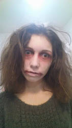 Zombie's make up