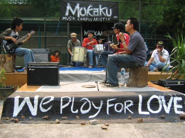 ...PLay for LoVe..