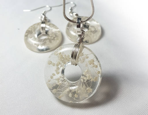 Transparent Pendant Earrings Set with real flowers