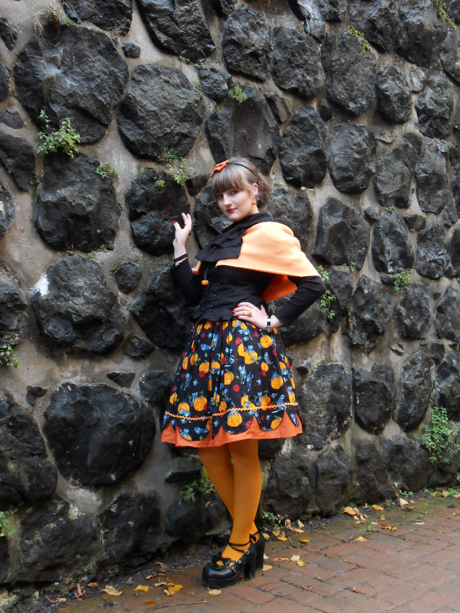 Halloween Lolita by rufflesandsteam