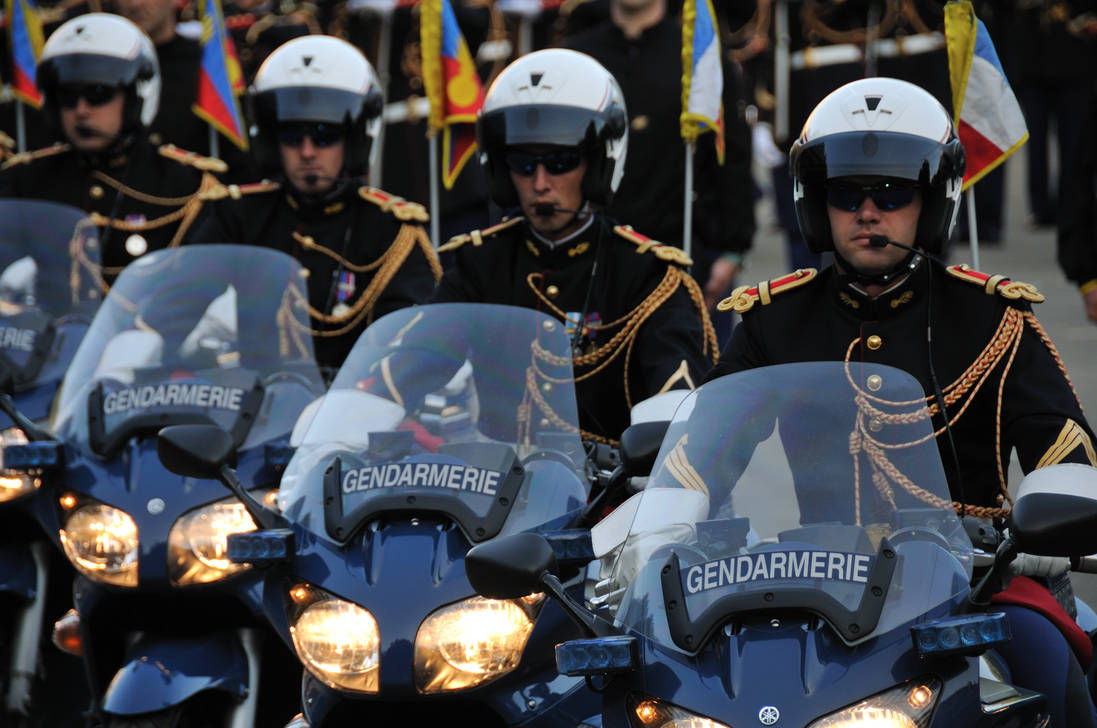 Escortes de chefs d'Etat, défilés, sécurité du Tour de France... Les motards de la garde républicaine fêtent leur 70 ans Escortes de chefs d'Etat, défilés, sécurité du Tour de France... Les motards de la garde républicaine fêtent leur 70 ans