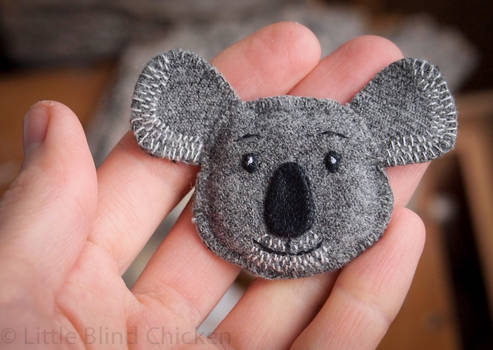 Textile Koala magnet.