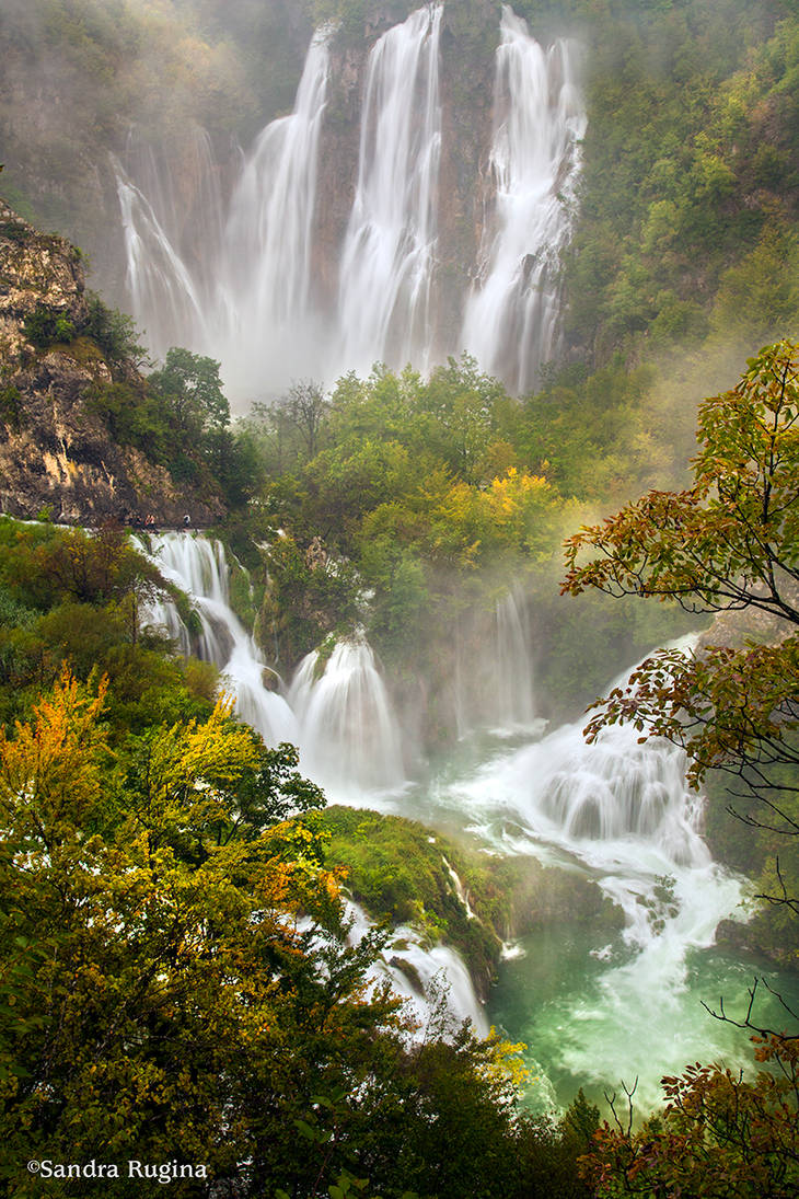 Waterfalls in Plitvice by Behindmyblueeyes