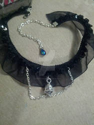 Skull chains and lace choker 2