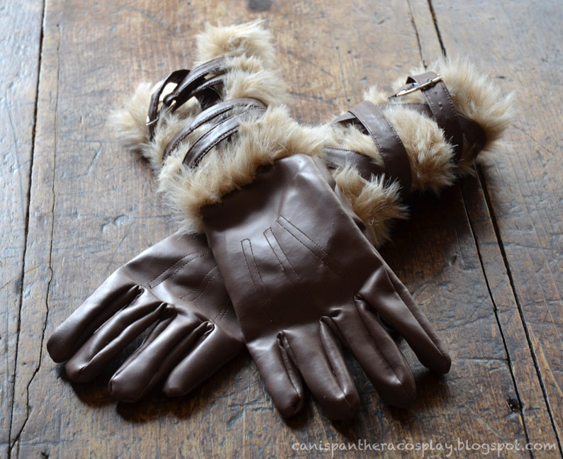 Stormcloak Fur Gloves