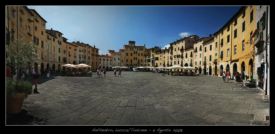 Piazza dell' Anfiteatro