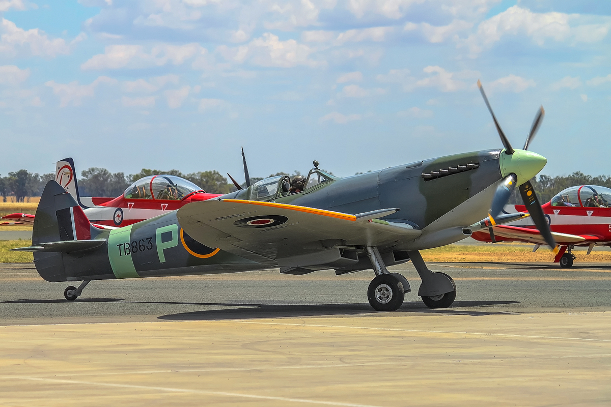 Spitfire Mk XVI