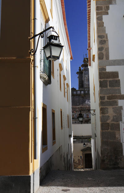 Blue and White of Evora