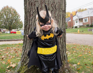 Nananananananananananana! Batgirl!