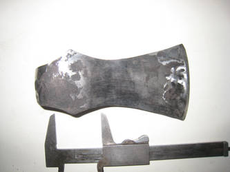 'colonial'style axe