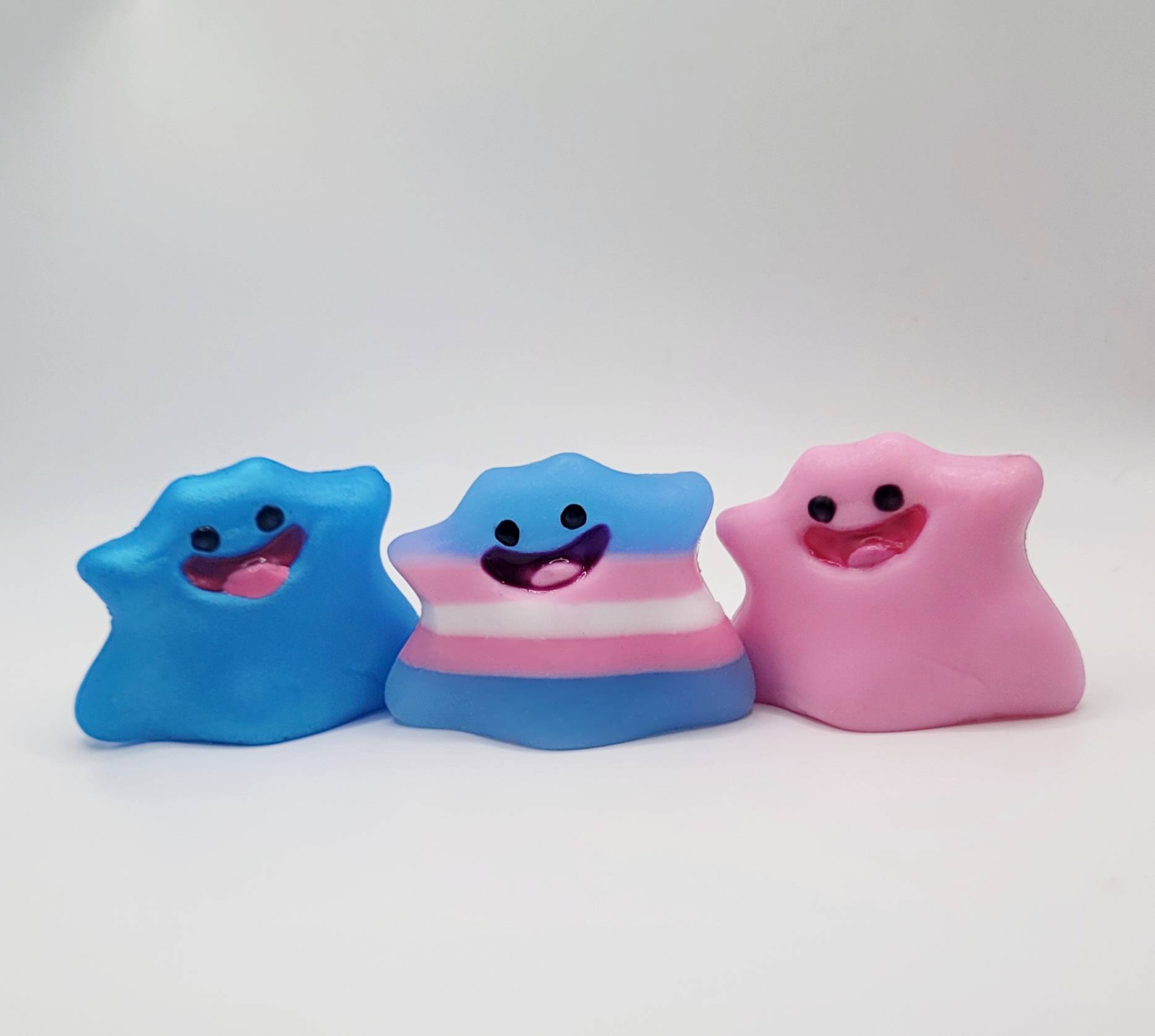 Squashed Ditto squishy dittos by teensiebug on DeviantArt