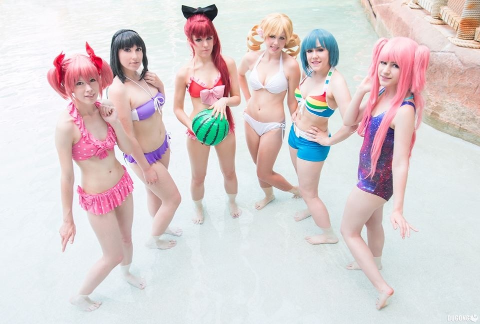 Beach Queens Puella Magi Madoka Magica