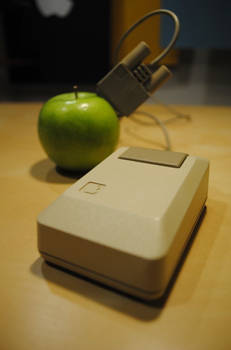 Apple Macintosh Mouse