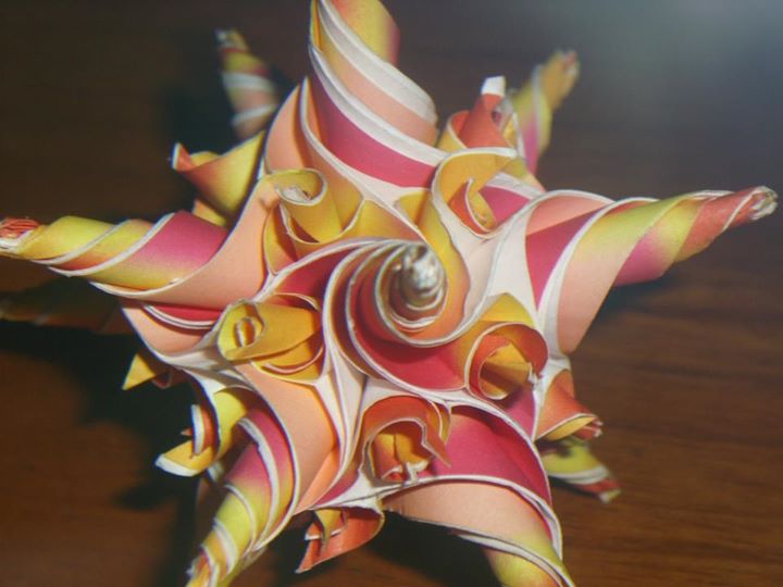 | Fish Curler Kusudama |