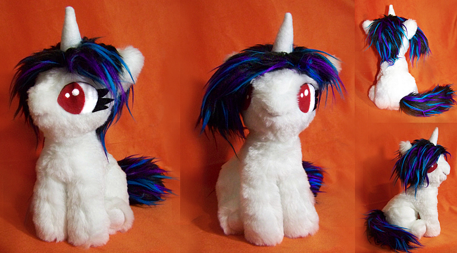 Filly Vinyl Scratch plushie