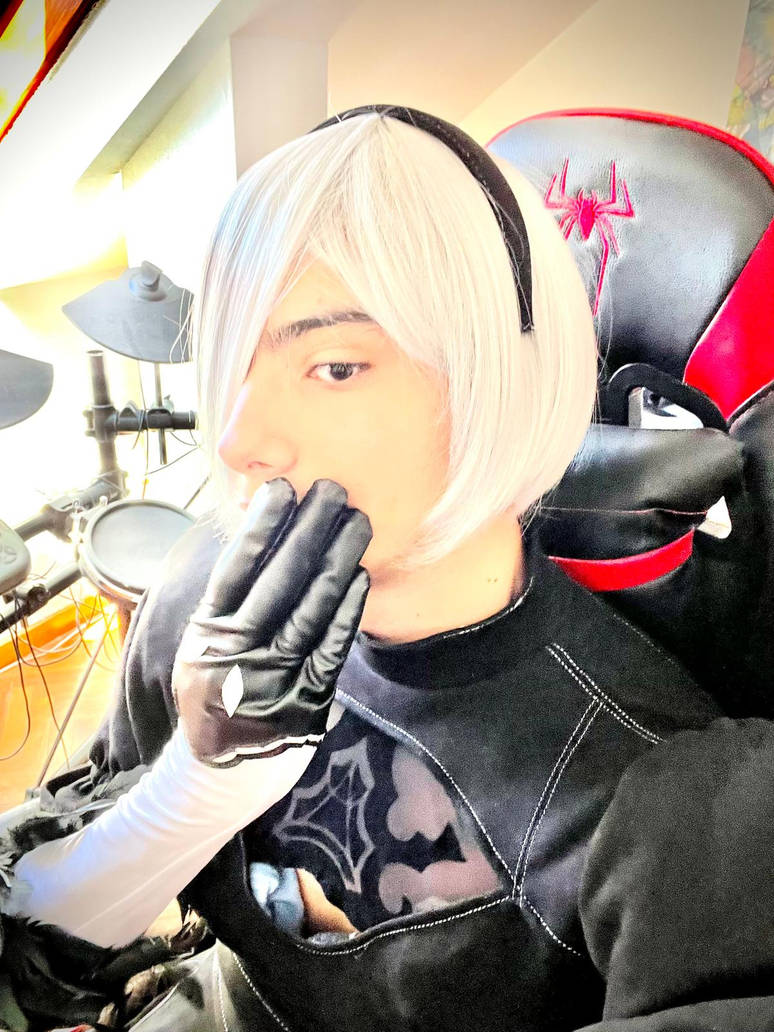 2B cosplay by almendradiurna8 on DeviantArt