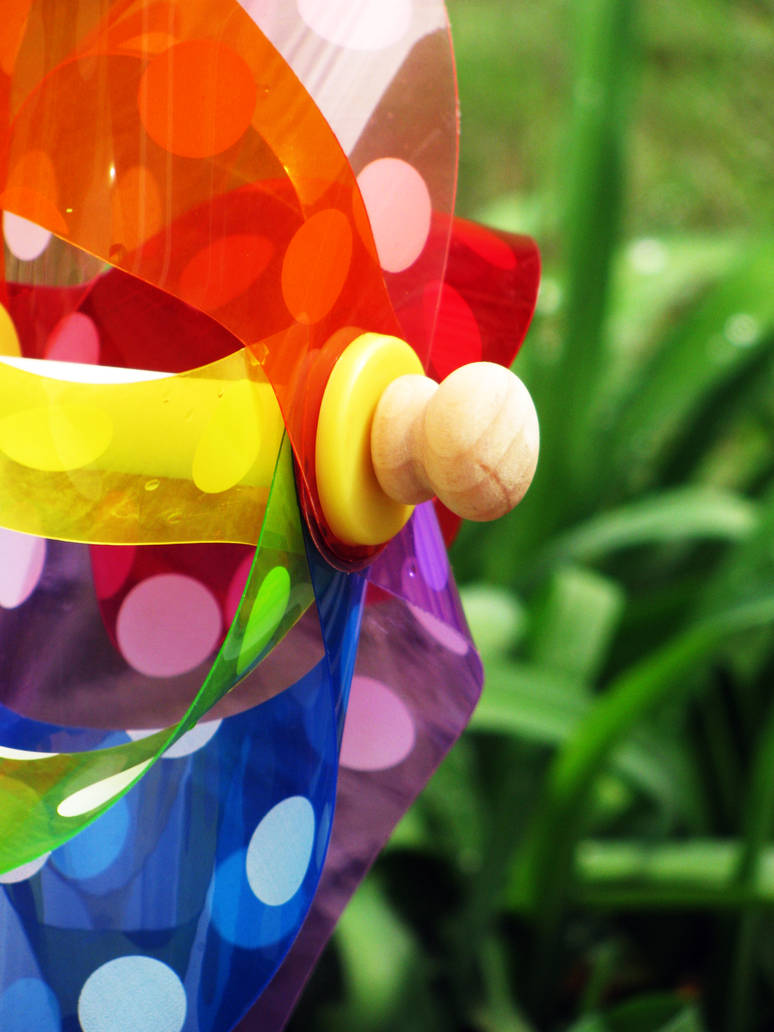 Rainbow Spinner by GirlyGamerGeek on DeviantArt