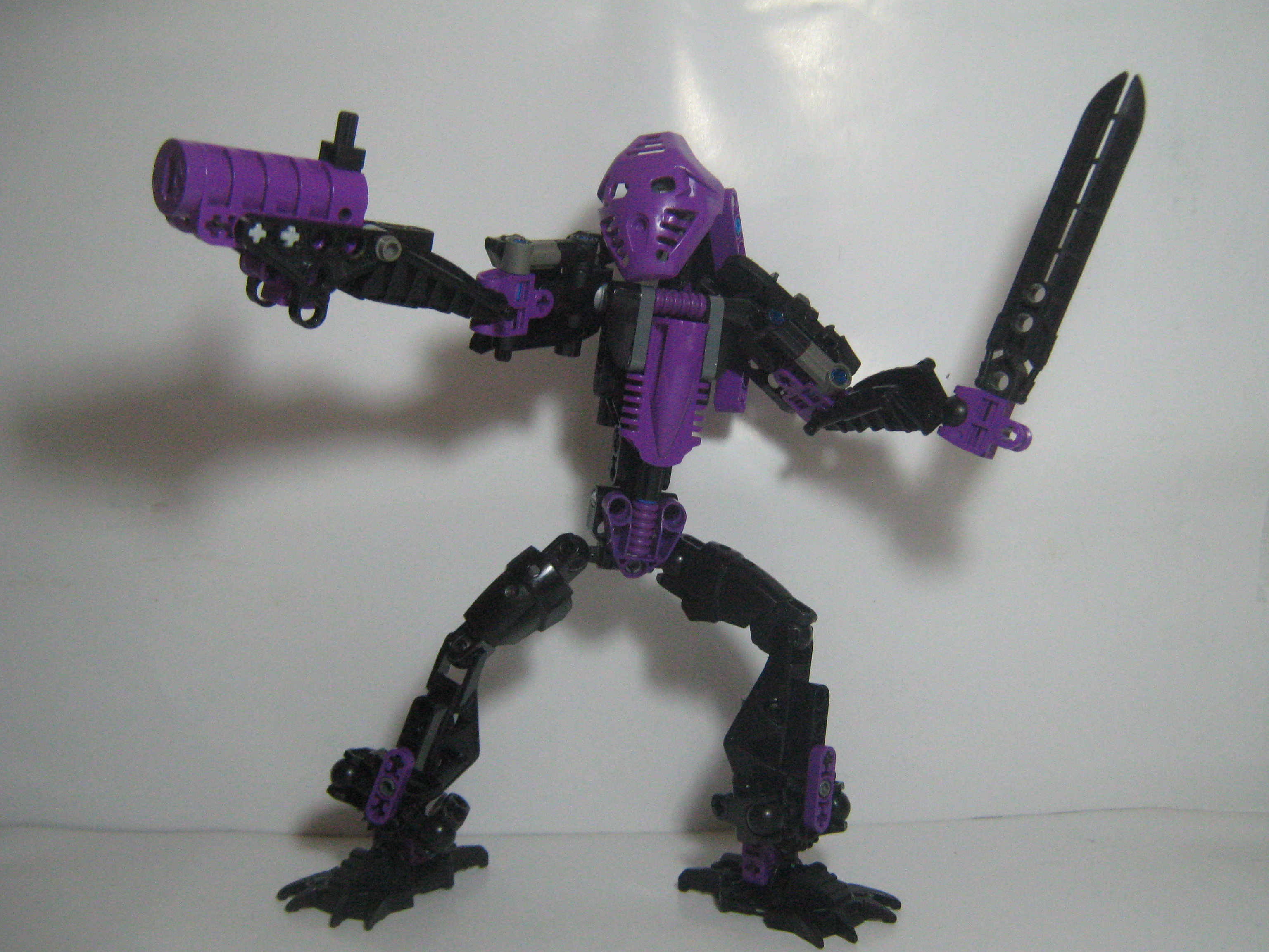 Bionicle moc: Toa Helen (my sisters self MOC)