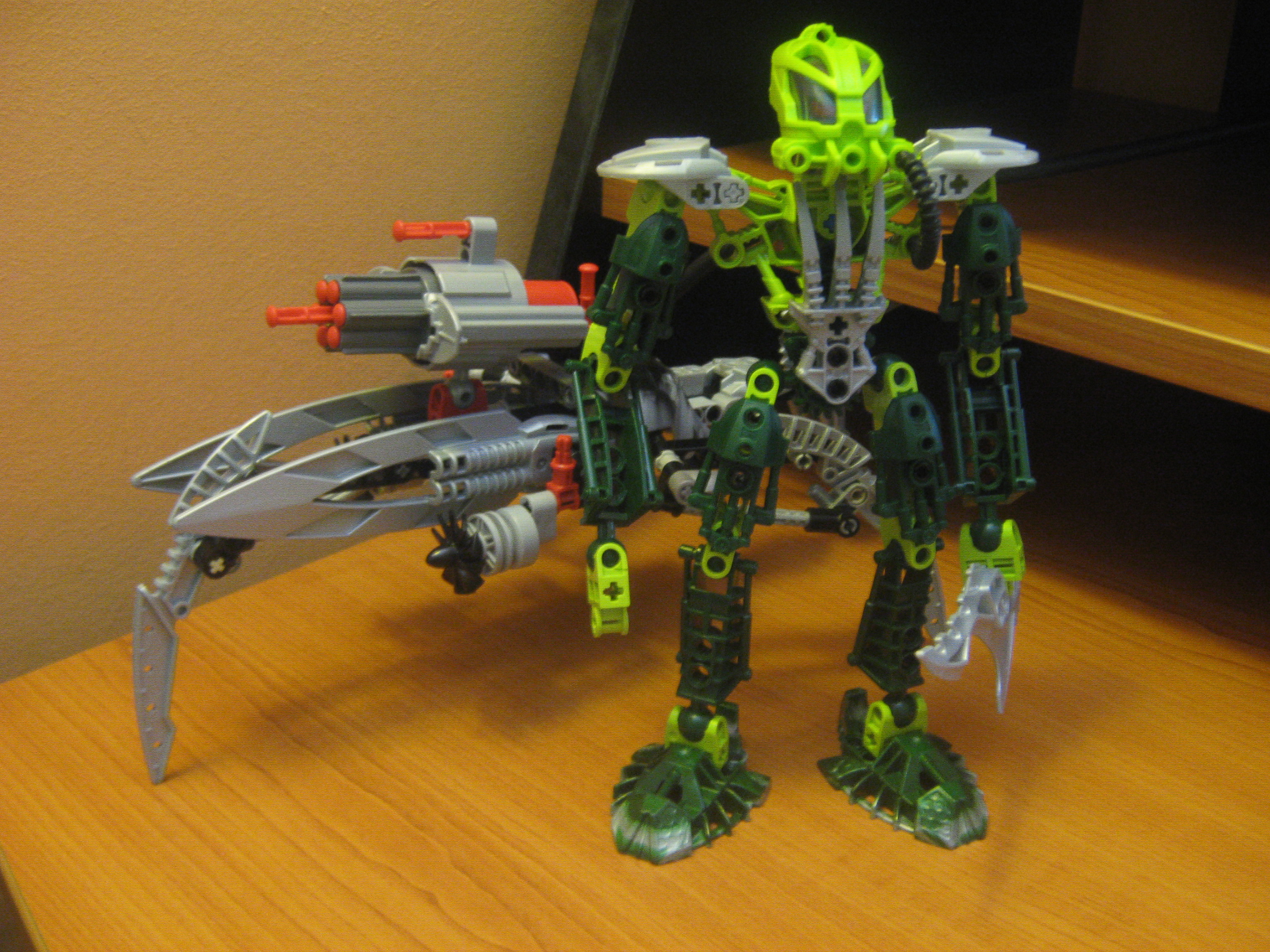 Bionicle special edition:Lesovikk and his sea sled