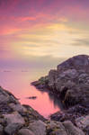 Sunrise between the rocks by Wanowicz