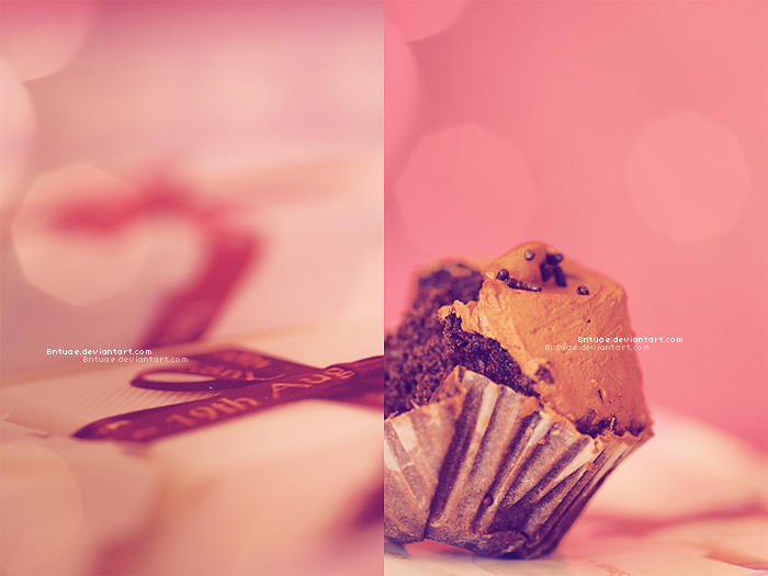 ::Her yummy cupcake::