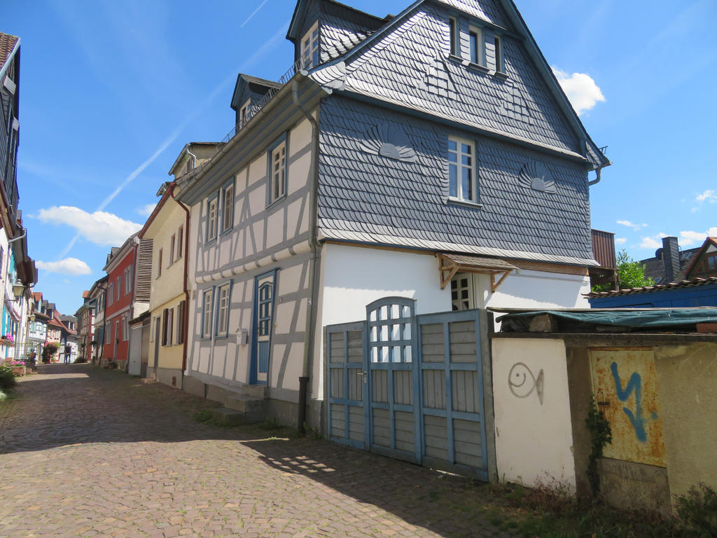 frame house with splinter by ingeline-art on DeviantArt