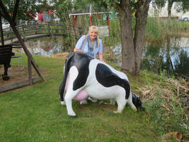 Ingeline and the cow figure
