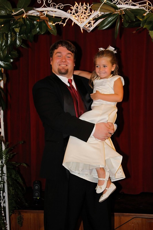 flower girl and groom