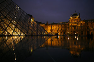 Musee du Louvre by Bcome-seen