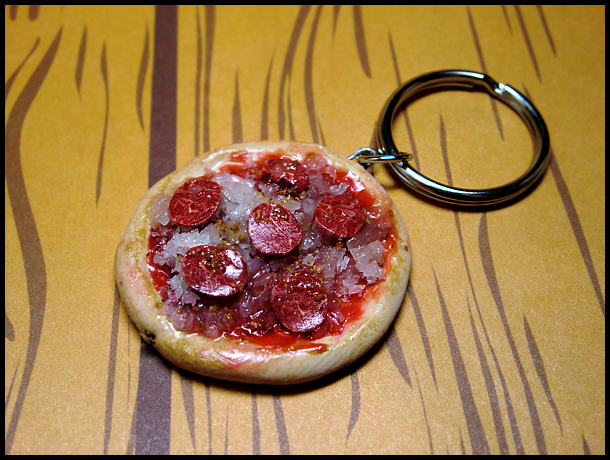 Pizza Keychain