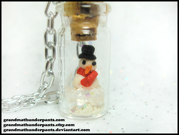 Everlasting Snowman Necklace