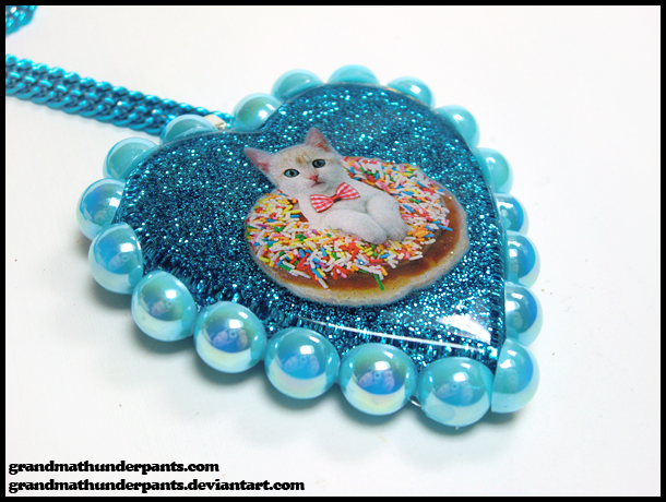 Cat Donut Necklace