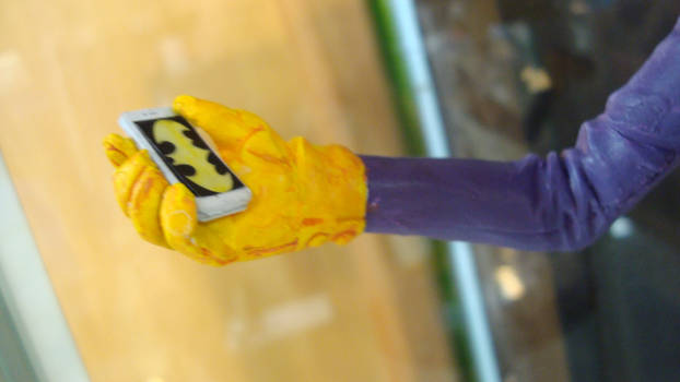 Batgirl hand detail