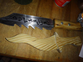 Witch doctor dagger in progress, and Ruby's knife