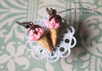 Strawberry Ice-cream cone 2