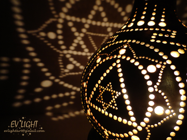 TRIYANTRA II gourd lamp night