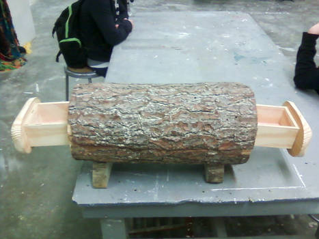 Log chest 1