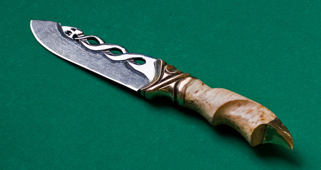 Silversnake knife by Ugrik