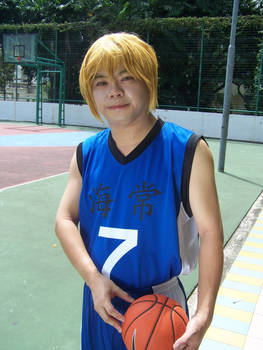 Kise in the blue Kaijo jersey