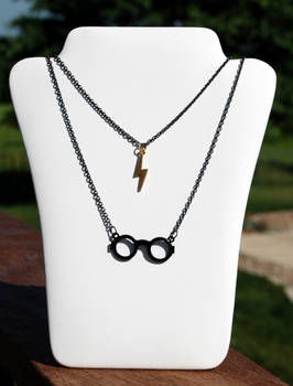 Ultimate Potter Fan Necklace