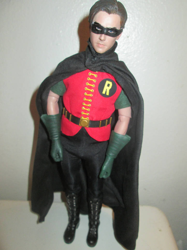 Robin Custom by StevieStitches on DeviantArt