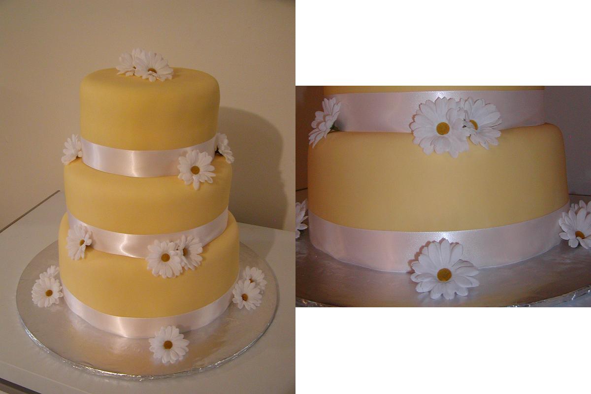 Daisy Wedding Cake