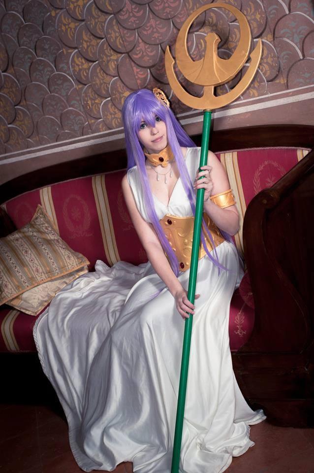 Athena cosplay 6