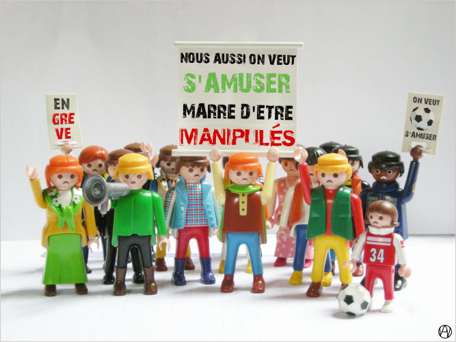 Playmobil on strike