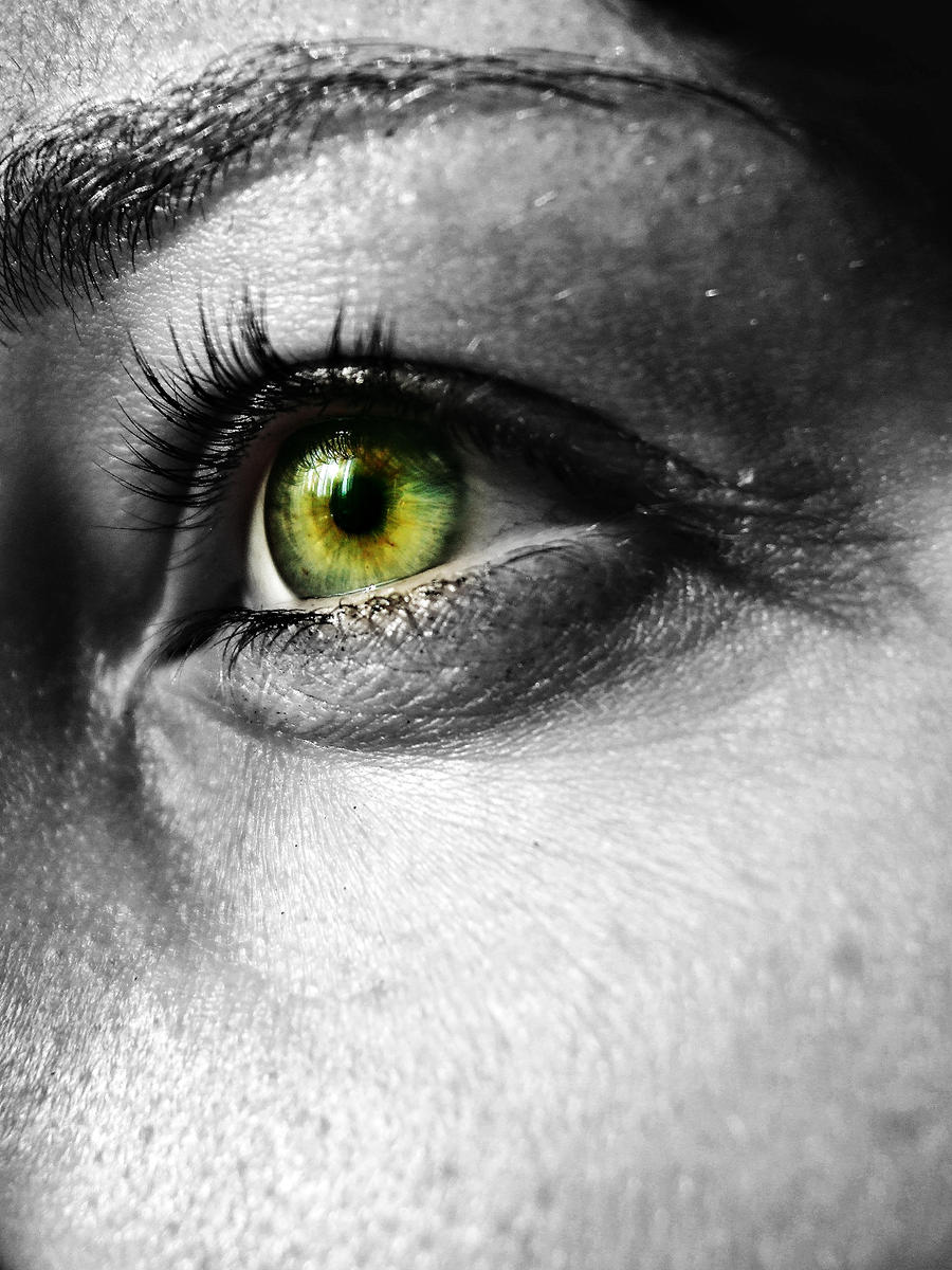 Green eye