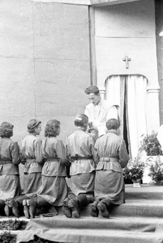 Polish female soldiers taking Holly Communion WW2