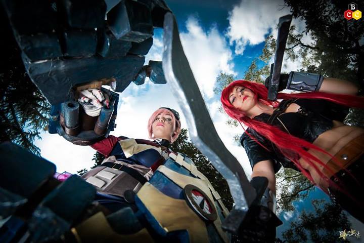 VI and Katarina : League of Legends Cosplay