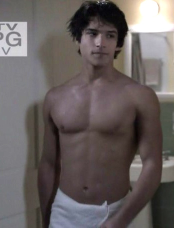 tyler posey- teen wolf